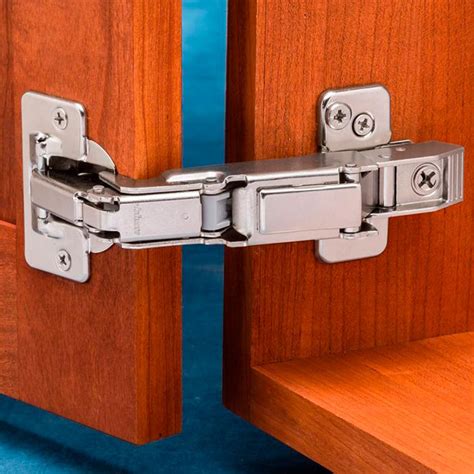 concealed hinges for overlay doors